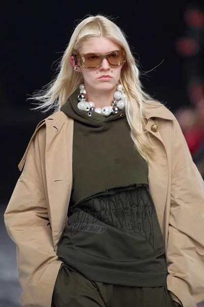 Look 116